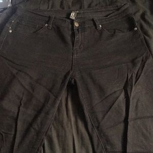 Forever 21 skinny jeans